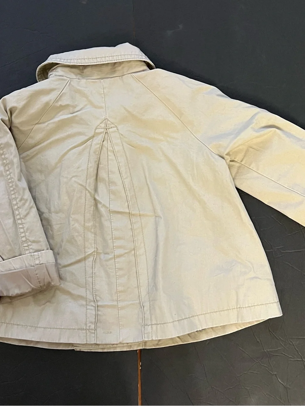 GAP 3T Kids girls Khaki /tan Double-Breasted Pea Coat fully lined w/flower print